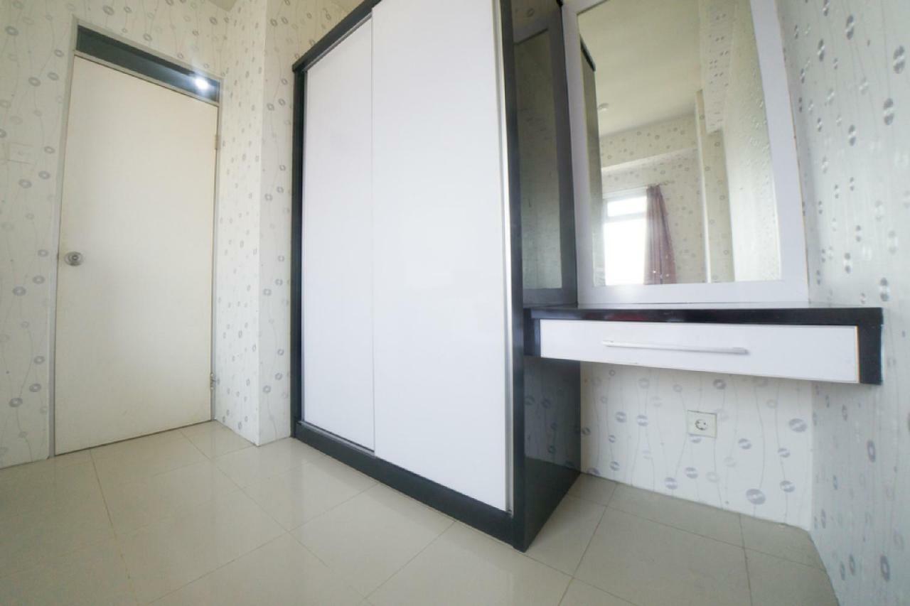 ג'קרטה Reddoorz Apartment @ Pegangsaan Kelapa Gading 3 מראה חיצוני תמונה
