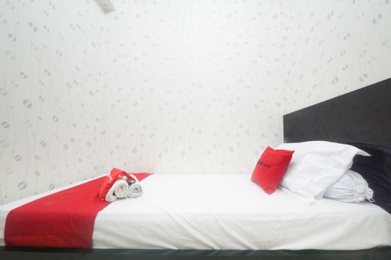 ג'קרטה Reddoorz Apartment @ Pegangsaan Kelapa Gading 3 מראה חיצוני תמונה